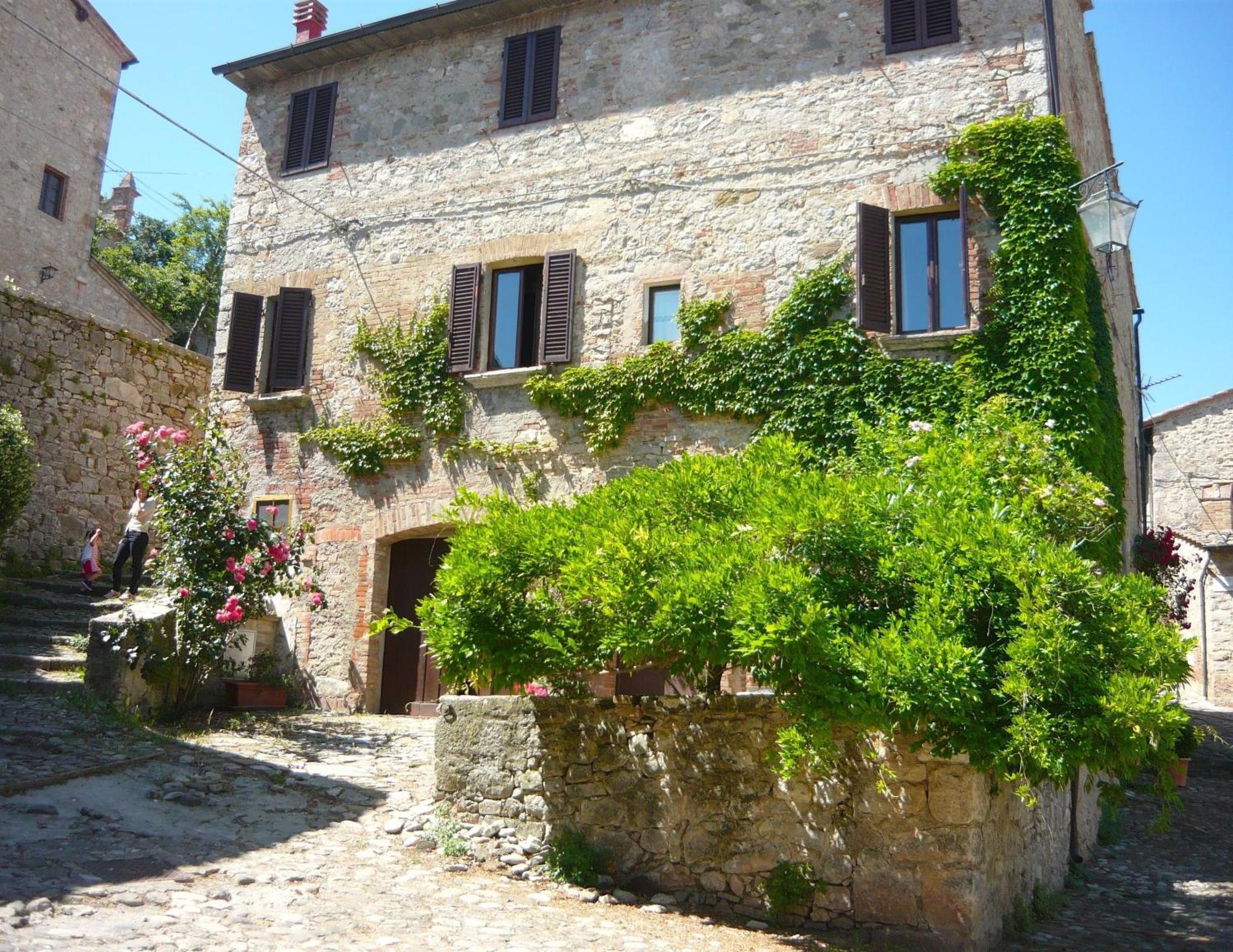 Casa Del Capitano Rocca D'Orcia Apartamento Castiglione dʼOrcia Exterior foto